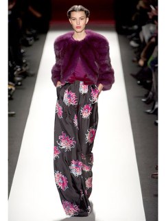 rby-colored-fur-carolina-herrera-de