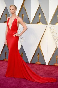 HOLLYWOOD, CA - FEBRUARY 28:  Actress Charlize Theron attends the 88th Annual Academy Awards at Hollywood & Highland Center on February 28, 2016 in Hollywood, California.  (Photo by Jeff Kravitz/FilmMagic)
