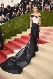 met-gala-emma-watson-CKlein