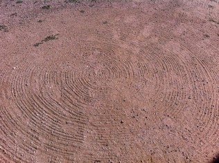 Sand circles